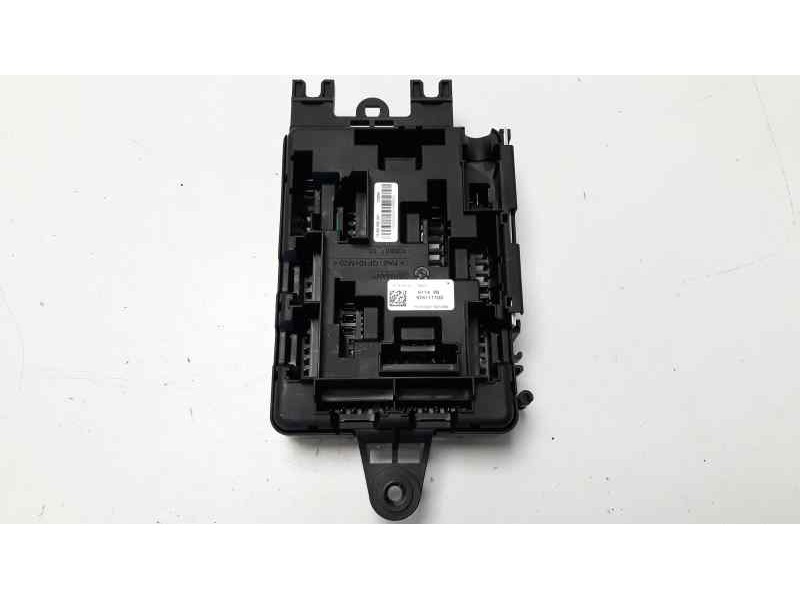 Recambio de caja reles / fusibles para bmw serie 3 lim. (f30) 320d referencia OEM IAM 926111102  