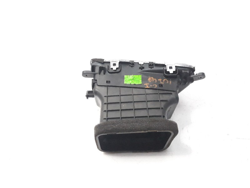 Recambio de rejilla aireadora para kia cee´d 1.4 crdi cat referencia OEM IAM 97410A2000  