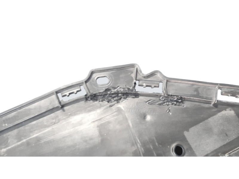 Recambio de rejilla paragolpes central para hyundai tucson classic blue referencia OEM IAM 86561D7200  