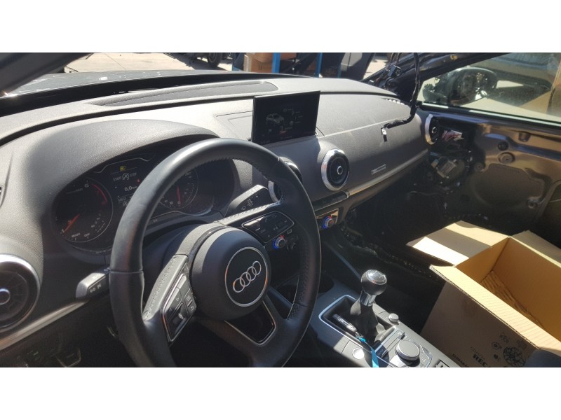 audi a3 (8vk) del año 2016