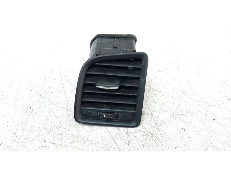 Recambio de rejilla aireadora para mazda cx-5 2.2 turbodiesel cat referencia OEM IAM KD4564830  