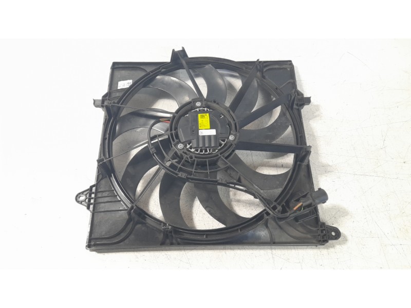 Recambio de electroventilador para hyundai santa fe 2.2 crdi cat referencia OEM IAM 25380S1040  