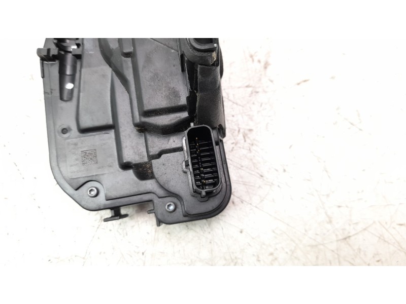 Recambio de cerradura puerta trasera izquierda para ford kuga hybrid st-line x referencia OEM IAM JX7AA26413DF  