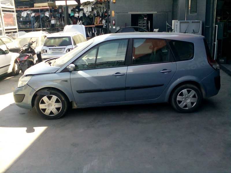 renault scenic ii del año 2004