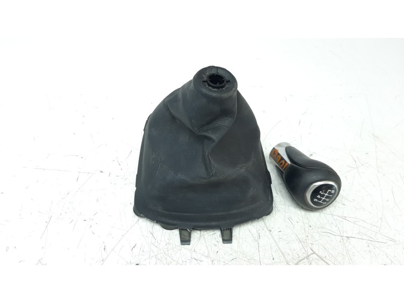 Recambio de pomo palanca cambio para mazda cx-5 2.2 turbodiesel cat referencia OEM IAM KD5346030A  