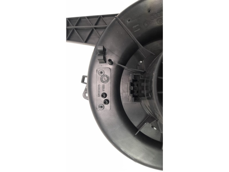 Recambio de ventilador calefaccion para volkswagen polo (6c1) 1.4 tdi referencia OEM IAM 6R1819015  
