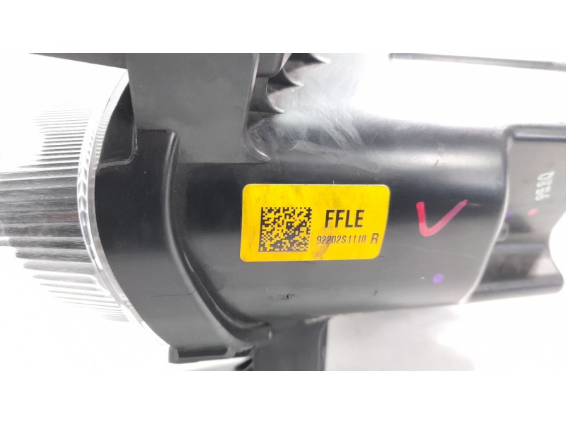 Recambio de faro antiniebla derecho para hyundai santa fe 2.2 crdi cat referencia OEM IAM 92202S1110  