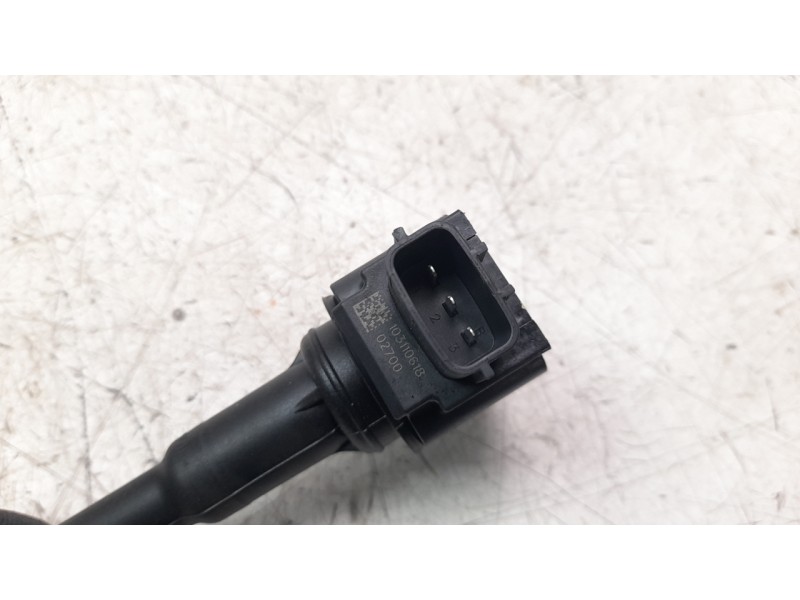 Recambio de bobina encendido para dacia sandero stepway referencia OEM IAM 224332428R  