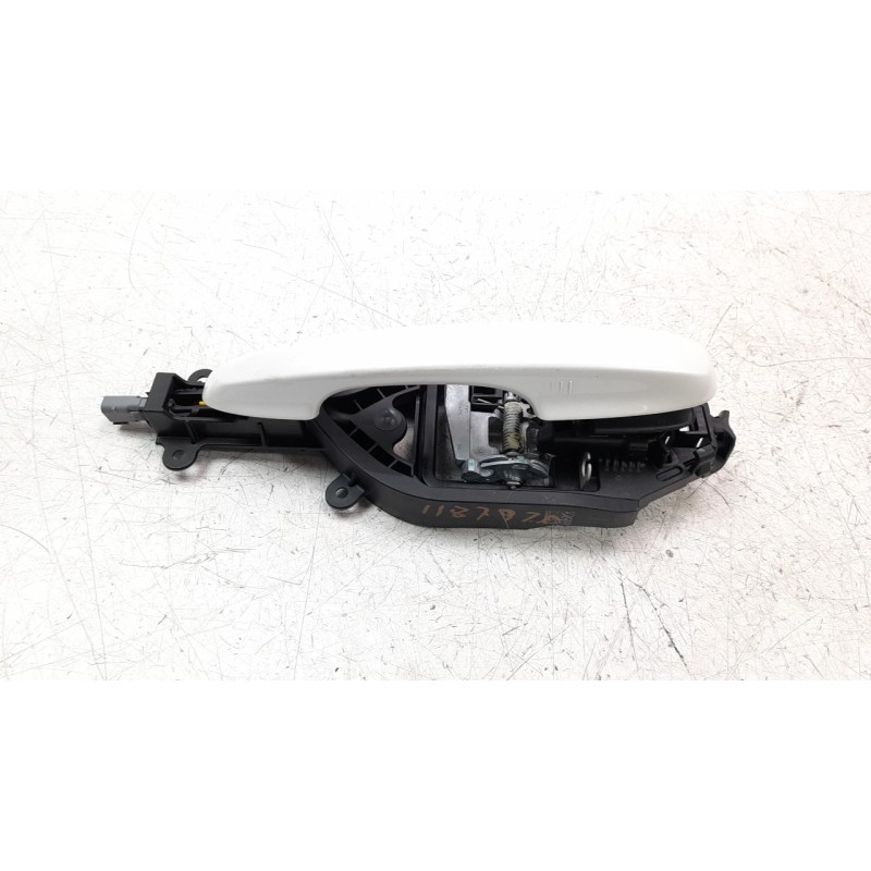 Recambio de maneta exterior trasera izquierda para ford kuga hybrid st-line x referencia OEM IAM LJ6BS22404EC  