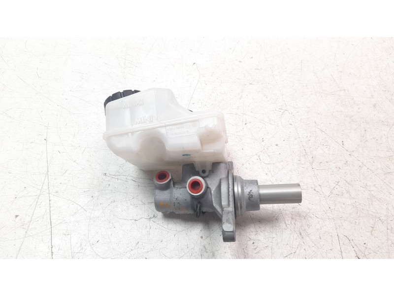 Recambio de bomba freno para smart forfour referencia OEM IAM 460917924R  