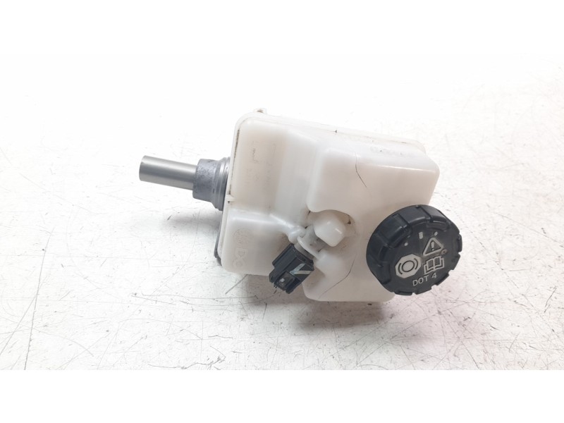 Recambio de bomba freno para smart forfour referencia OEM IAM 460917924R  