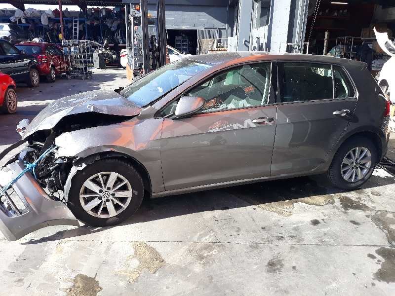 volkswagen golf vii lim. del año 2013