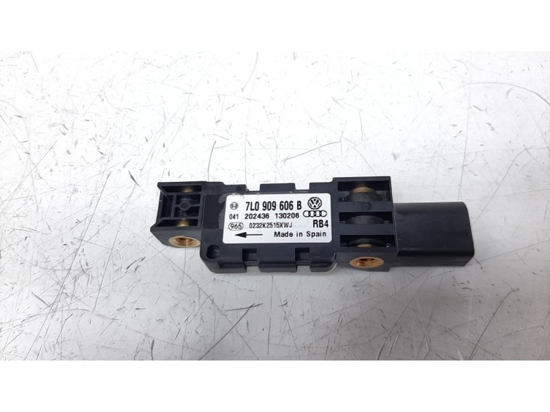 Recambio de sensor de impacto para porsche cayenne (typ 9pa) turbo s referencia OEM IAM 7L0909606B  