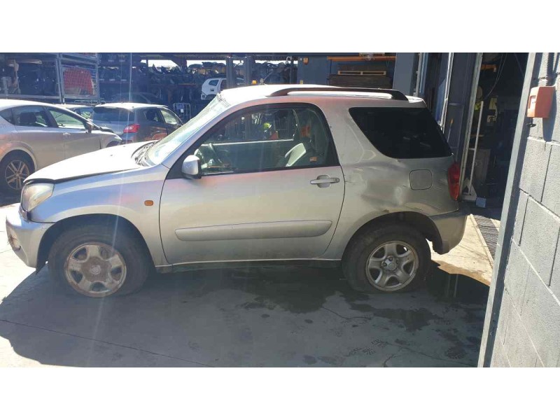 toyota rav 4 (a2) del año 2001