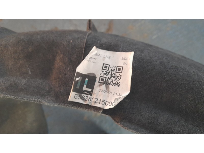 Recambio de paso rueda trasero izquierdo para toyota corolla (e21) referencia OEM IAM 6563802150  