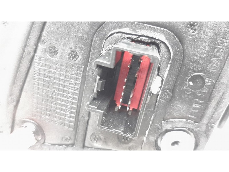 Recambio de retrovisor derecho para ford kuga hybrid st-line x referencia OEM IAM LV4B17682DG  