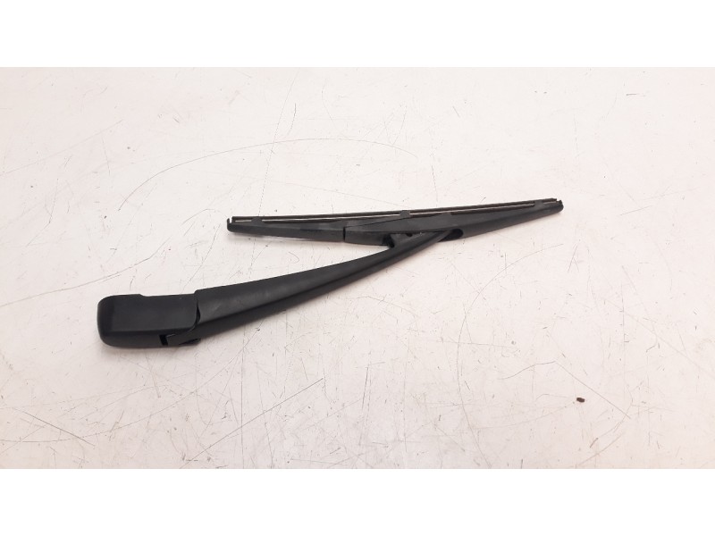 Recambio de brazo limpia trasero para honda hr-v (..) 1.5 vtec cat referencia OEM IAM 76720T7A003  