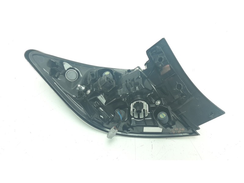Recambio de piloto trasero derecho para toyota corolla (e21) referencia OEM IAM 815510C80  