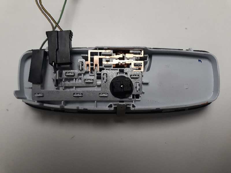 Recambio de luz interior para ford fiesta (ccn) 1.0 ecoboost cat referencia OEM IAM 8A6A13776EA  