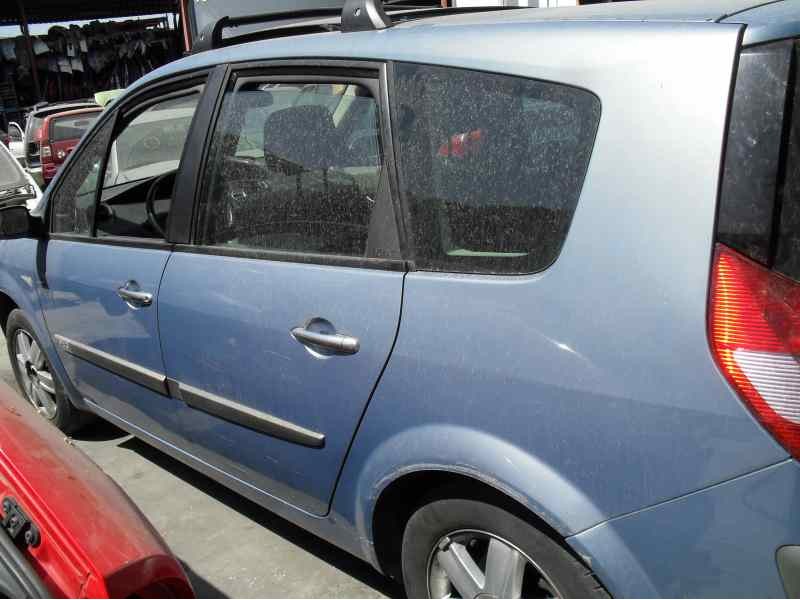 renault scenic ii del año 2004