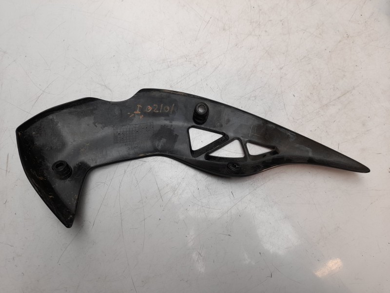 Recambio de moldura para kawasaki versys 650 versys 650 referencia OEM IAM 491070081  