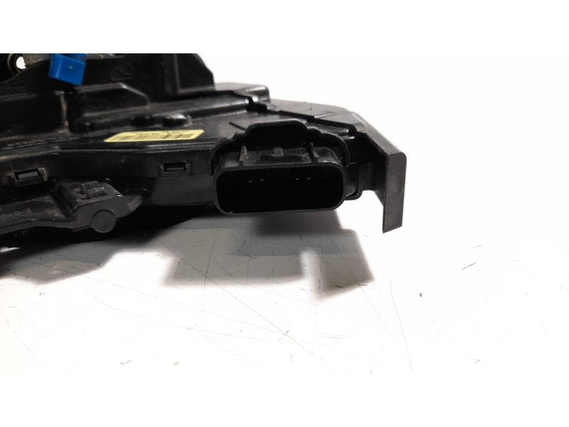 Recambio de cerradura puerta trasera derecha para kia rio (yb) 1.2 cat referencia OEM IAM 81420H8010V  