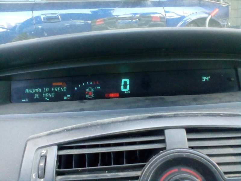 renault scenic ii del año 2004