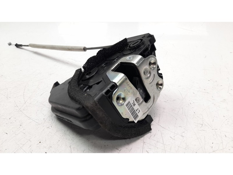 Recambio de cerradura puerta trasera izquierda para kia rio (yb) 1.2 cat referencia OEM IAM 81410H8010  