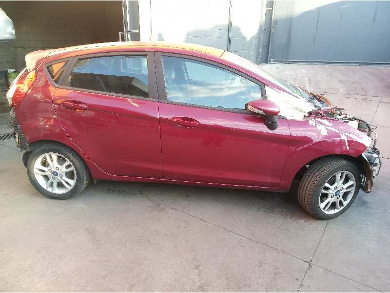 ford fiesta (ccn) del año 2014