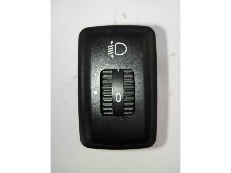 Recambio de interruptor para ssangyong korando 2.9 turbodiesel cat referencia OEM IAM 8136006800  