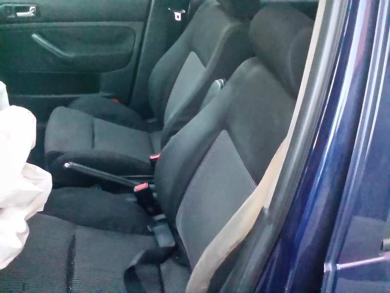 volkswagen golf iv berlina (1j1) del año 1999