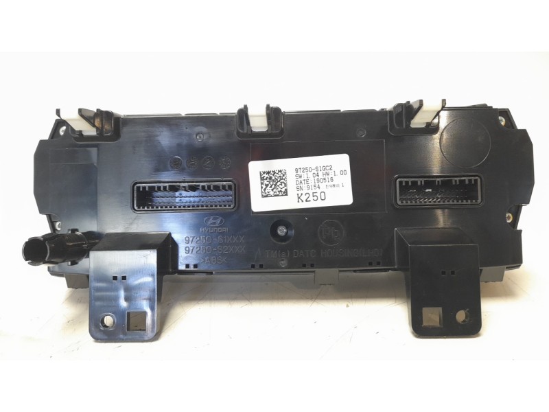 Recambio de mando climatizador para hyundai santa fe 2.2 crdi cat referencia OEM IAM 97250S1GC2  