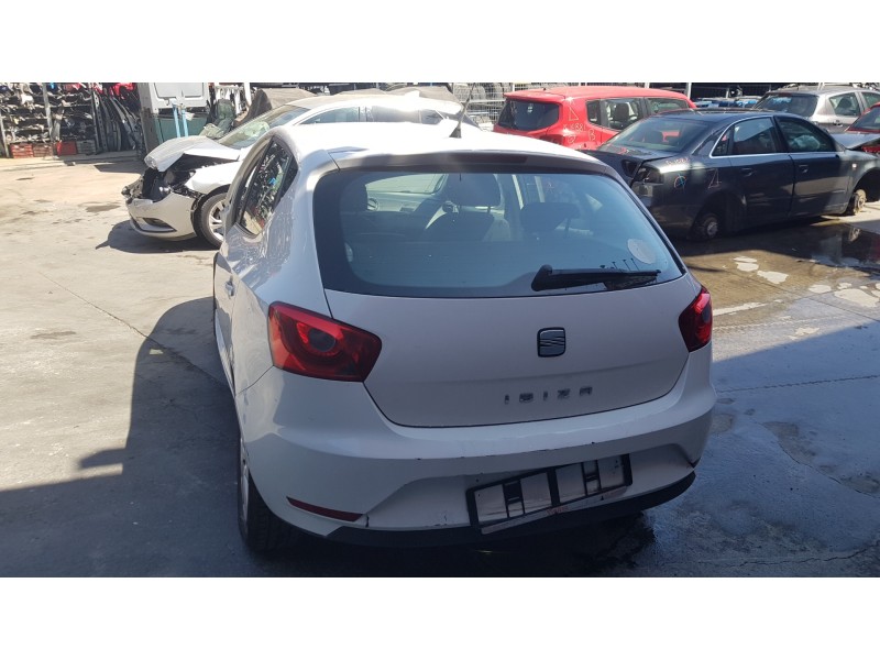 seat ibiza (6j5) del año 2013