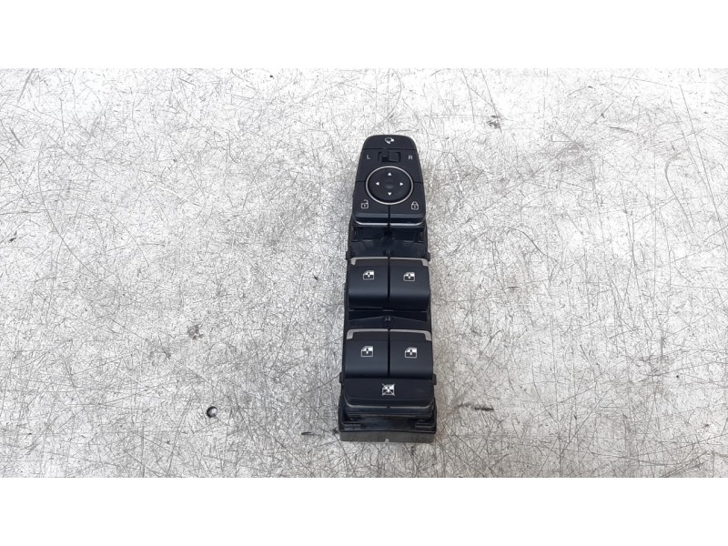 Recambio de mando elevalunas delantero izquierdo para hyundai santa fe 2.2 crdi cat referencia OEM IAM 93571S1240NNB  