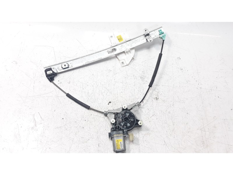 Recambio de elevalunas delantero derecho para kia rio (yb) 1.2 cat referencia OEM IAM 82402H8000  