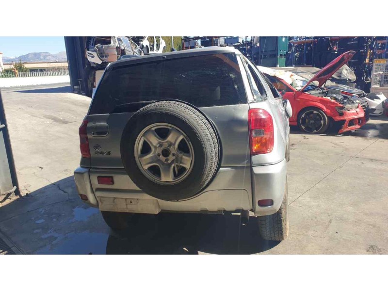 toyota rav 4 (a2) del año 2001