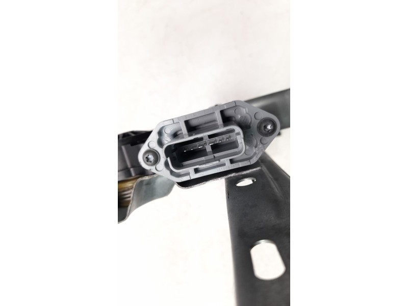 Recambio de elevalunas delantero derecho para smart forfour referencia OEM IAM A4537203400  