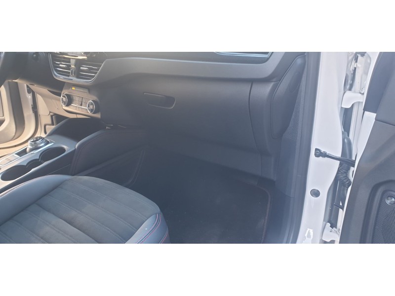 Recambio de ventilador calefaccion para ford kuga hybrid st-line x referencia OEM IAM 2587601  