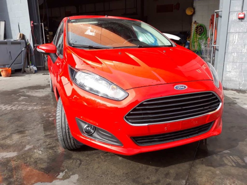 ford fiesta (ccn) del año 2015