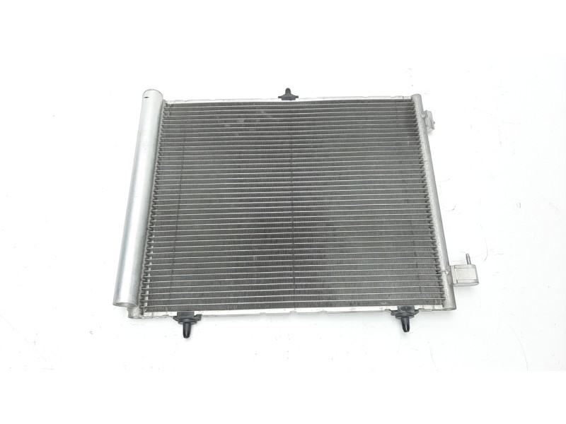 Recambio de condensador / radiador aire acondicionado para ds 3 desire referencia OEM IAM 9674813580 35405 