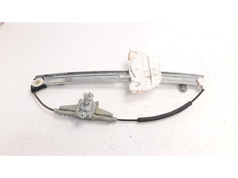 Recambio de elevalunas trasero izquierdo para kia rio (yb) 1.2 cat referencia OEM IAM 83401H8000  