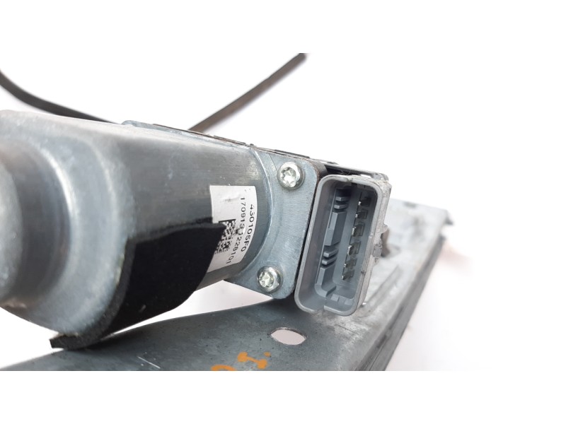 Recambio de elevalunas delantero izquierdo para ds 3 desire referencia OEM IAM 9802740880 106075117 