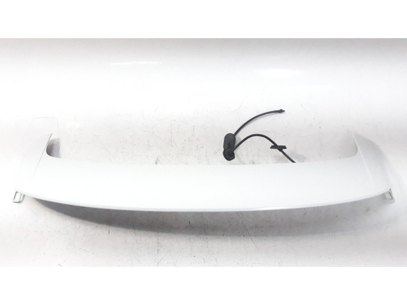 Recambio de aleron trasero para renault clio v 1.5 blue dci diesel fap referencia OEM IAM 960307611R  