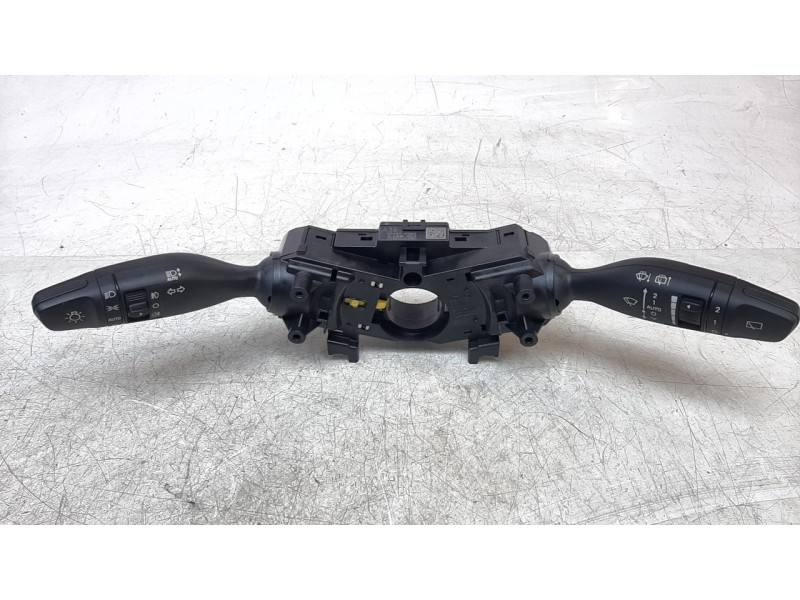 Recambio de mando multifuncion para hyundai santa fe 2.2 crdi cat referencia OEM IAM 93404S1960  