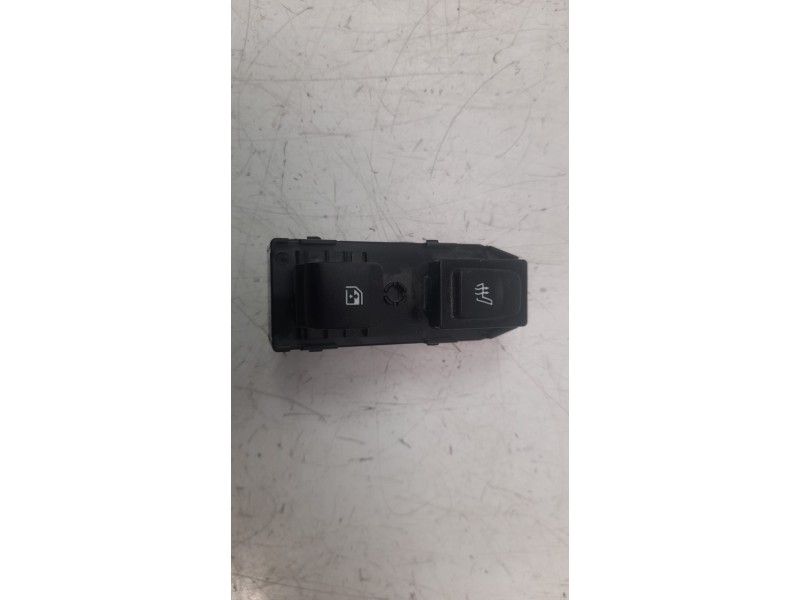 Recambio de mando elevalunas trasero izquierdo para kia rio (yb) 1.2 cat referencia OEM IAM 93581N72504X  