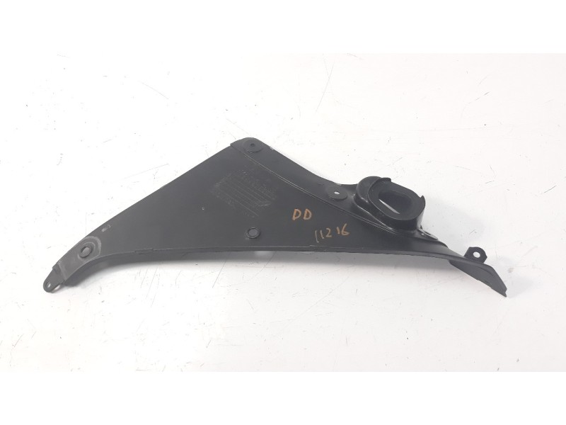 Recambio de moldura para honda cbr 650r referencia OEM IAM 64251MKND10 64251MKND100 