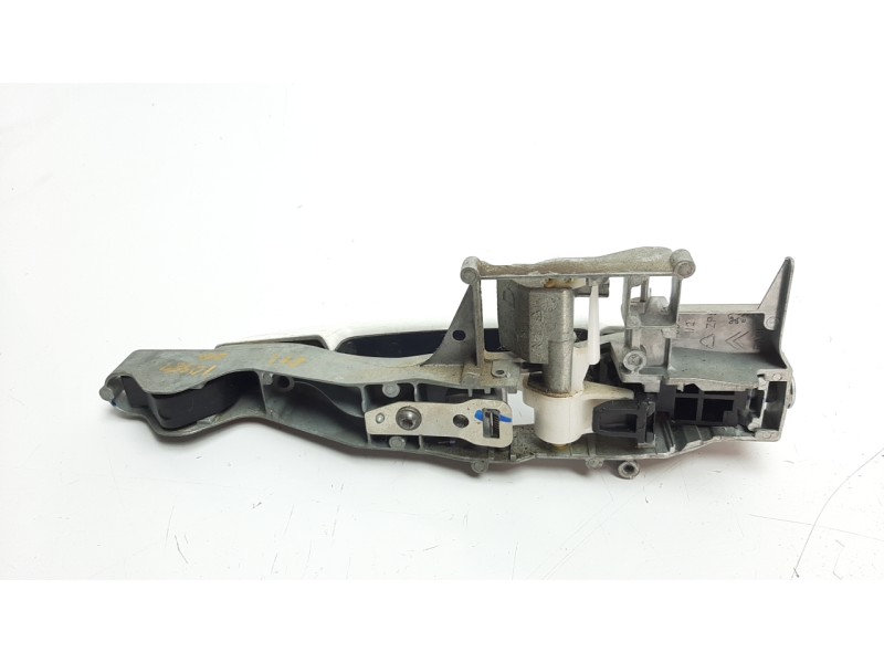 Recambio de maneta exterior delantera derecha para ds 3 desire referencia OEM IAM 9680168580  