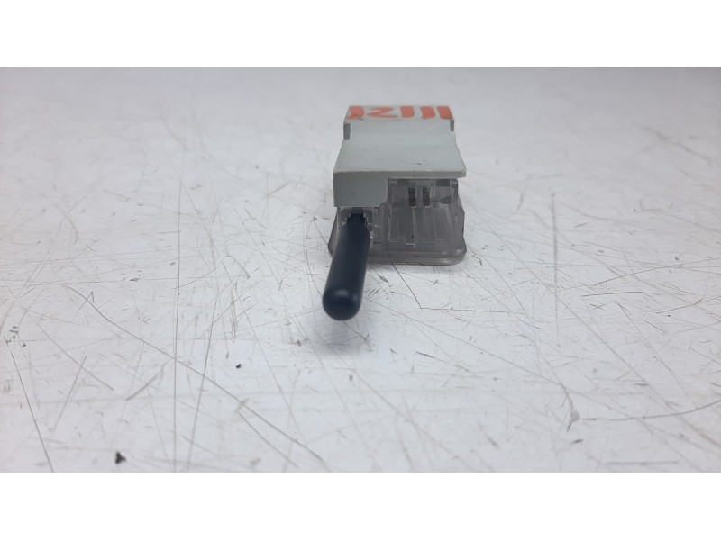 Recambio de luz interior para citroen c3 1.6 blue-hdi fap referencia OEM IAM PA6MX30  