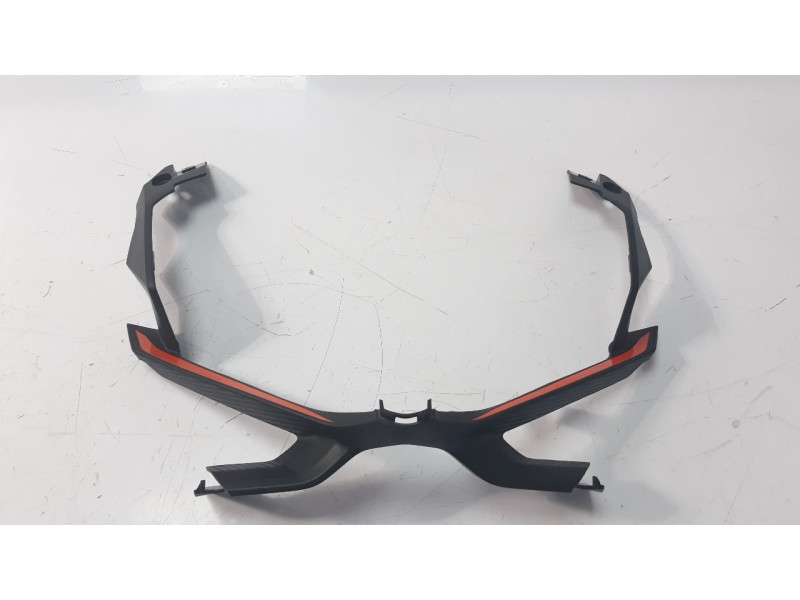 Recambio de moldura para honda cbr 650r referencia OEM IAM 64191MKND100 64191MKND10 