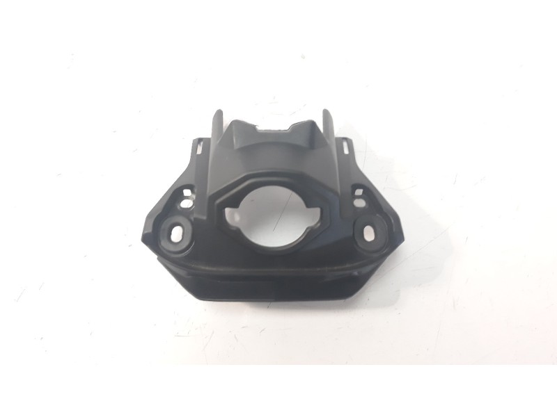 Recambio de moldura para honda cbr 650r referencia OEM IAM 17575MKND500 17575MKND50 